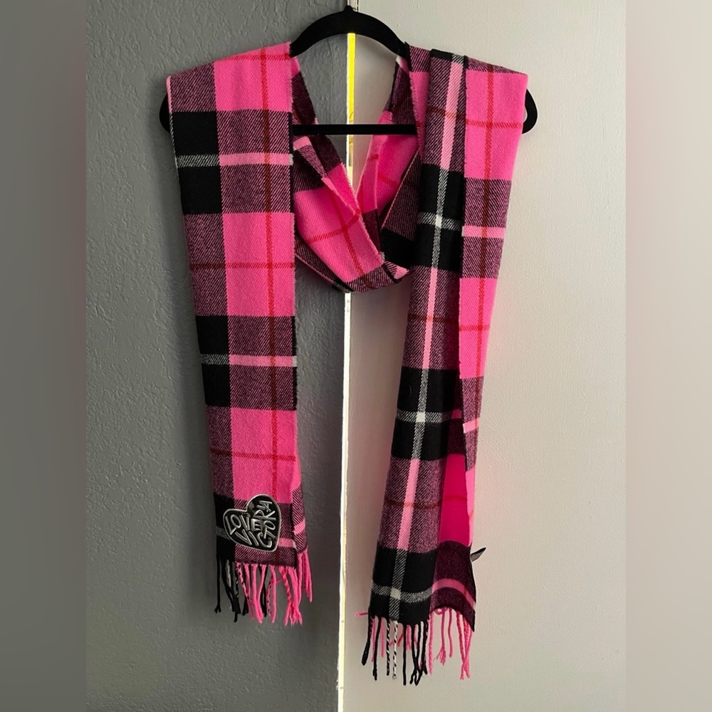 Victoria secret scarf